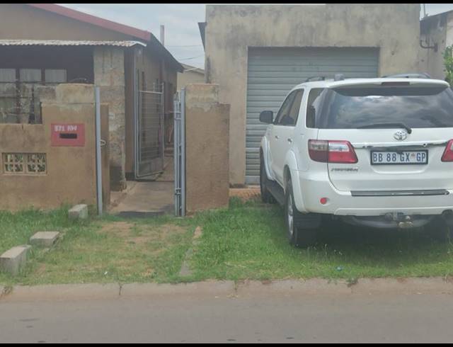3 BEDROOM HOUSE FOR SALE IN KATLEHONG SOUTH